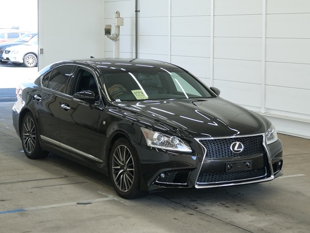 Lexus LS 460